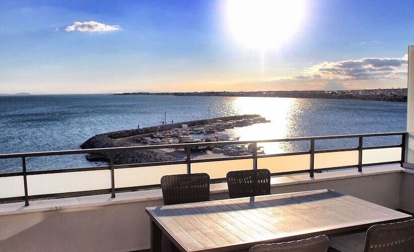 复式房间, Korfez Termal