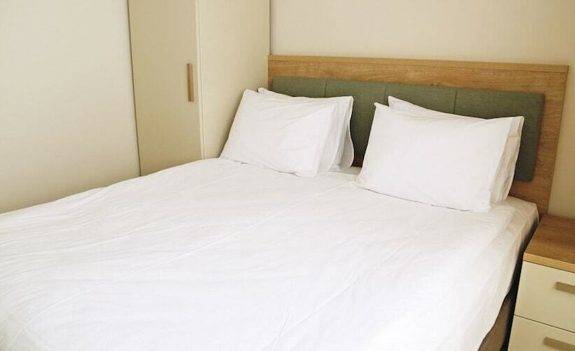 复式房间, Korfez Termal