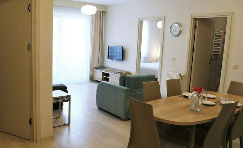 复式房间, Korfez Termal