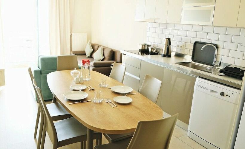 复式房间, Korfez Termal