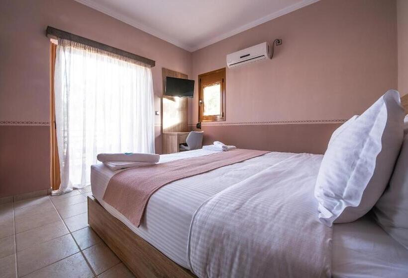 발코니가 있는 스위트, Cyrenia Guesthouse