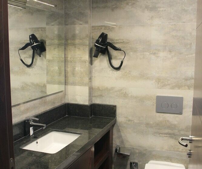 جناح ديلوكس, E&n Butik