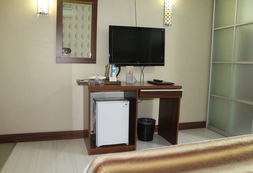 스탠다드 룸 산 전망, Sarot Termal Park Resort & Spa Halal