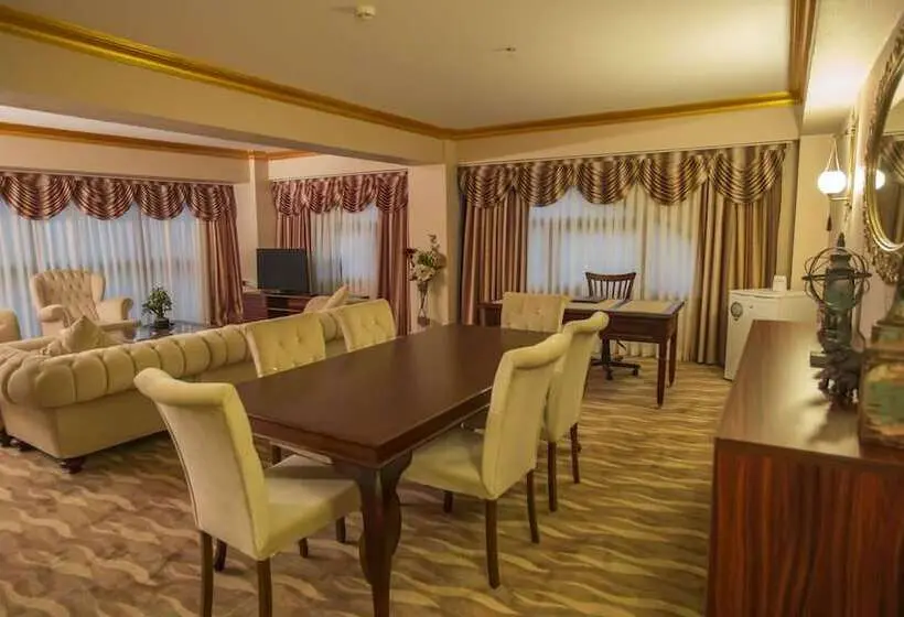 景色の見えるスイートルーム, Sarot Termal Park Resort & Spa   Halal