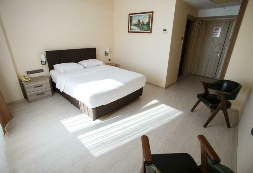 Номер Стандарт Вид на Море, Tuna Otel