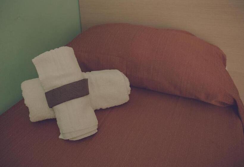 اتاق استاندارد یک تخته با سرویس بهداشتی مشترک, Cassiodoro Rooms Affittacamere