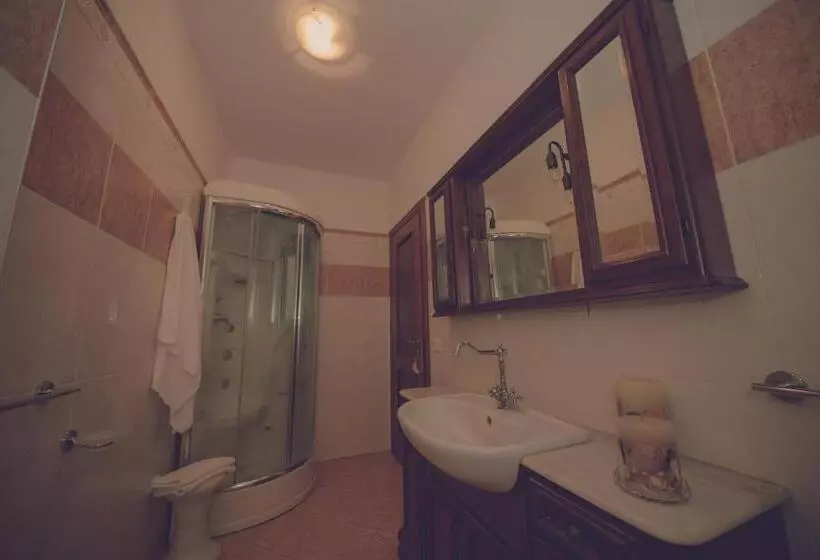 اتاق استاندارد با سرویس بهداشتی مشترک, Cassiodoro Rooms Affittacamere