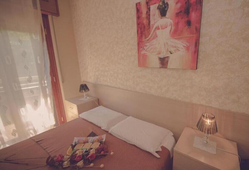 اتاق راحتی سه تخته, Cassiodoro Rooms Affittacamere