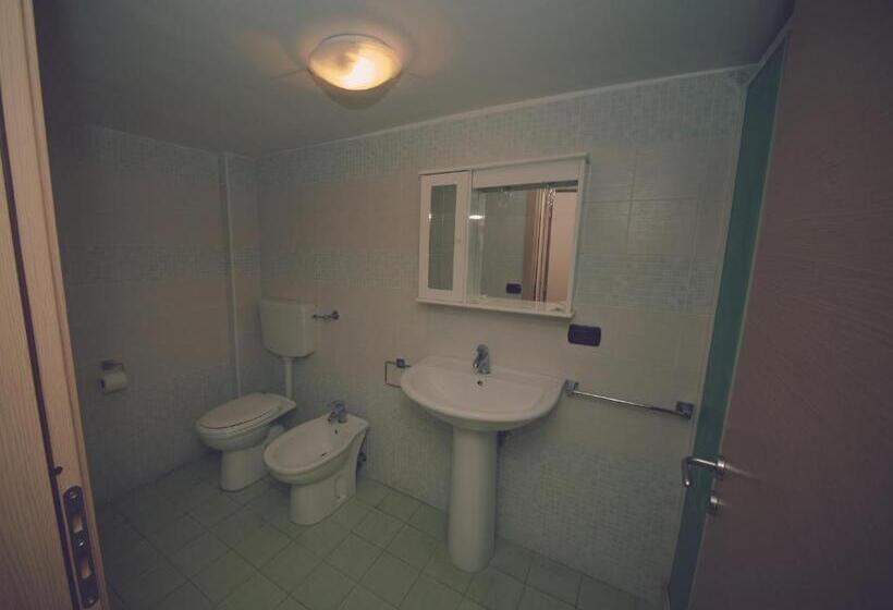 اتاق راحتی سه تخته, Cassiodoro Rooms Affittacamere