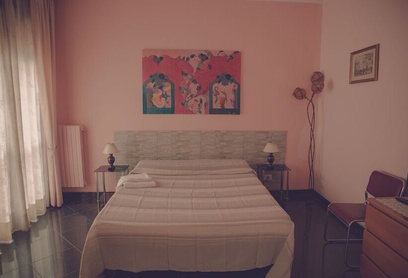 اتاق راحتی سه تخته, Cassiodoro Rooms Affittacamere