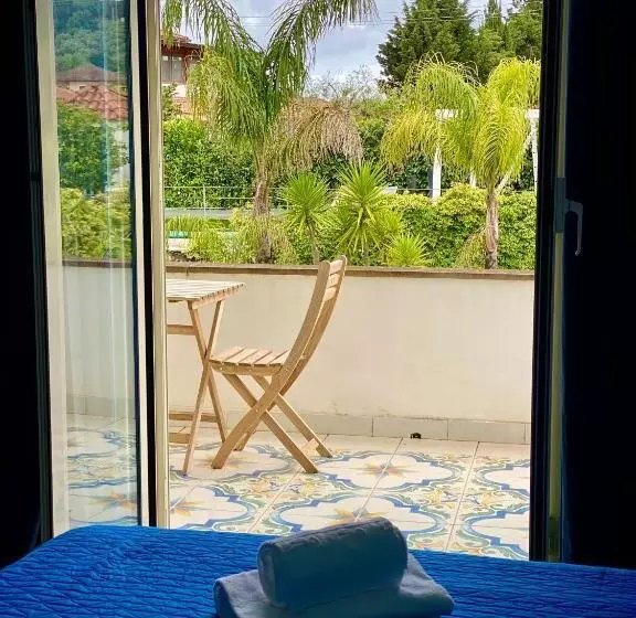 バルコニー付きスタンダードルーム, Villa Liberti Rooms