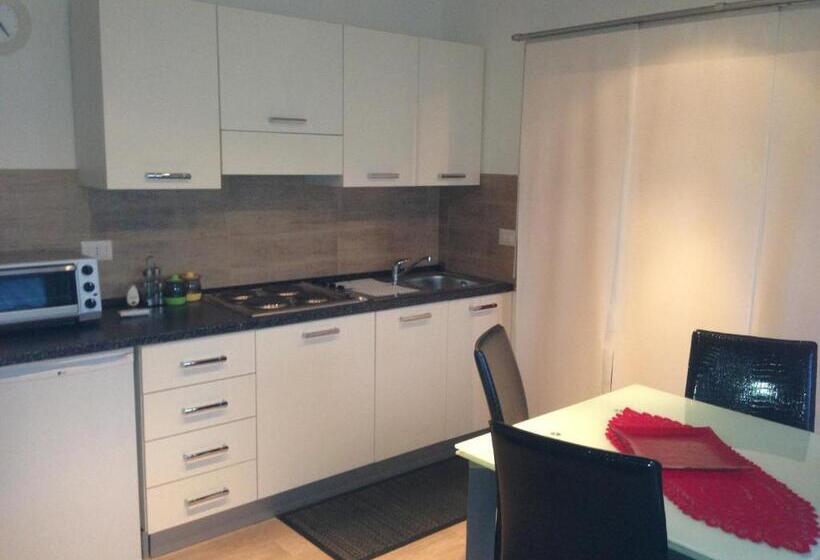 스탠다드 룸 거실포함, Albergo Diffuso Dimora Rossi B&b