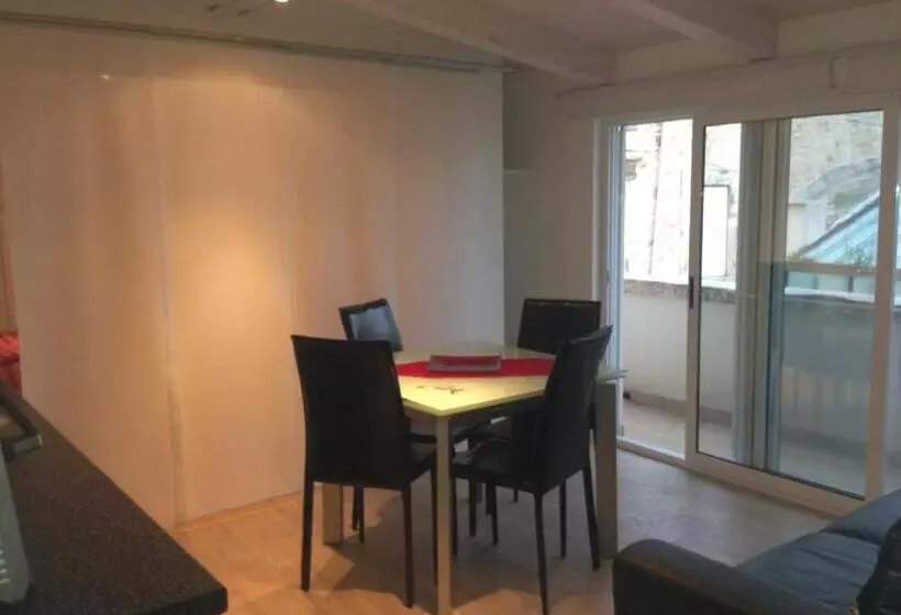 Standard-huone Oleskelualue, Albergo Diffuso Dimora Rossi B&b