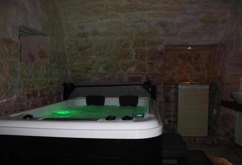 자쿠지 스위트, Albergo Diffuso Dimora Rossi B&b