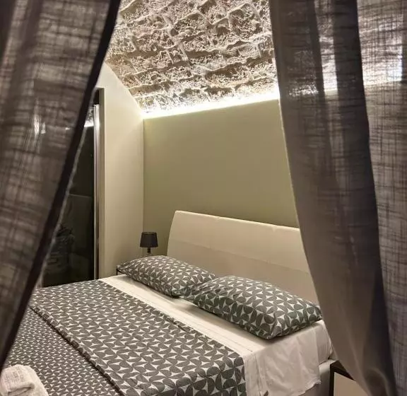 Sviitti King-vuode, Albergo Diffuso Dimora Rossi B&b