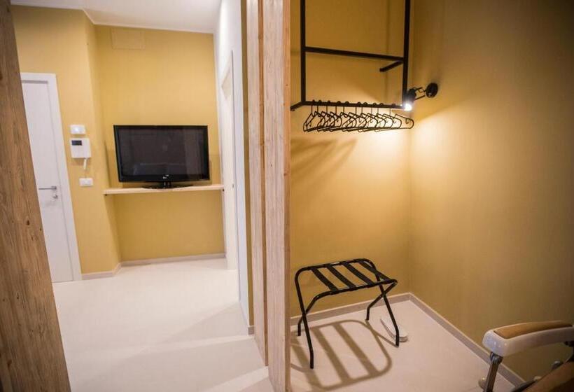 디럭스 룸, Albergo Diffuso Dimora Rossi B&b