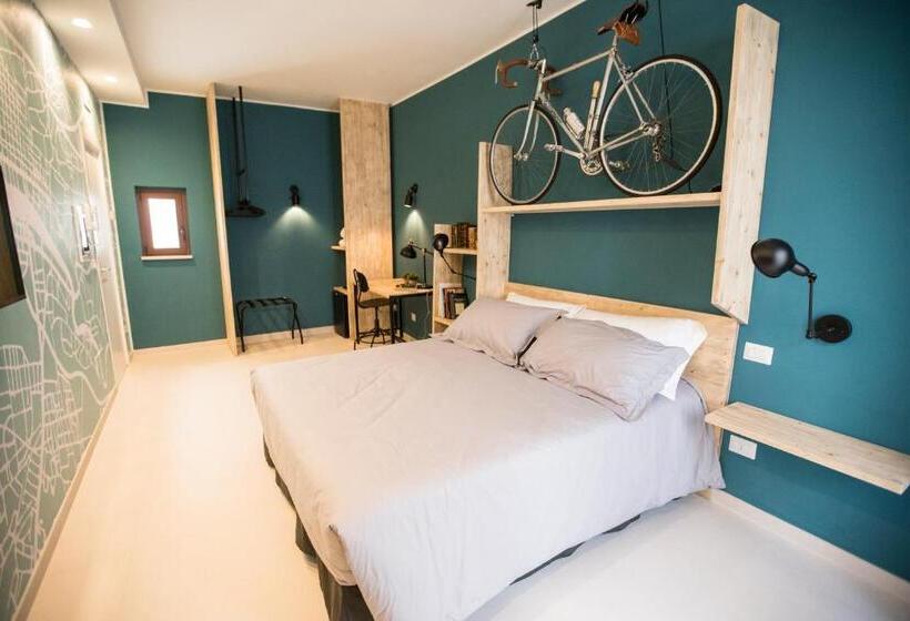 디럭스 스위트 킹 침대, Albergo Diffuso Dimora Rossi B&b