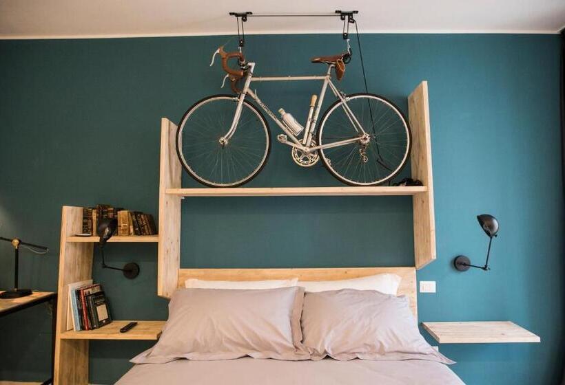 디럭스 스위트 킹 침대, Albergo Diffuso Dimora Rossi B&b