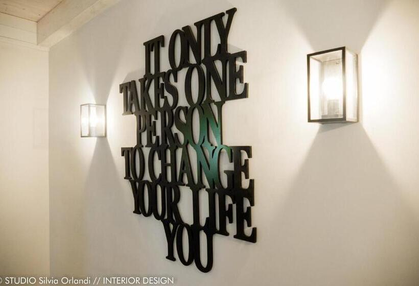 스위트, Albergo Diffuso Dimora Rossi B&b