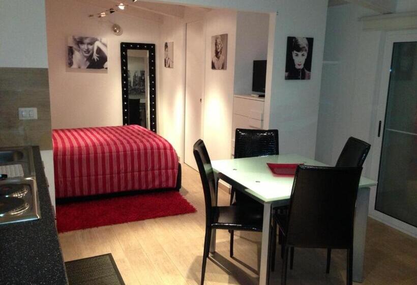 스탠다드 룸 거실포함, Albergo Diffuso Dimora Rossi B&b