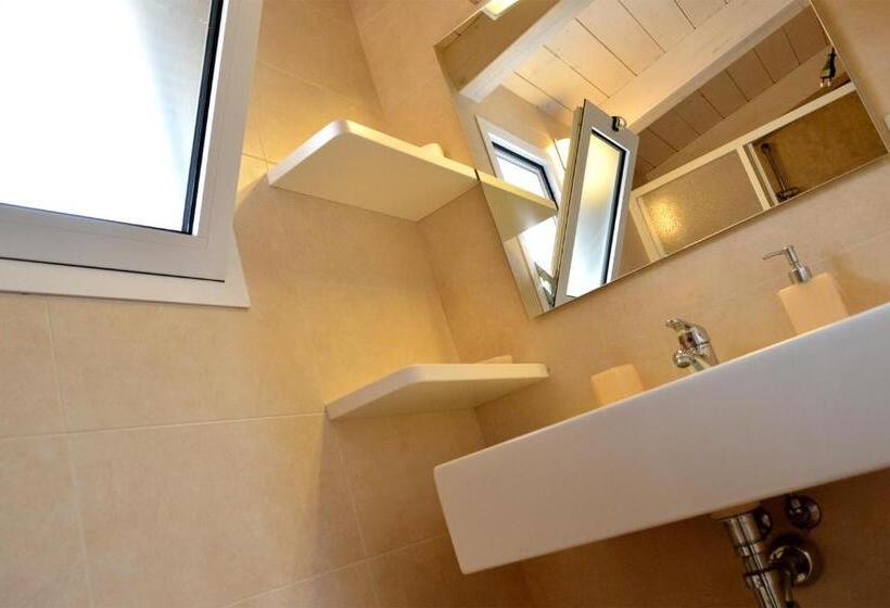 스탠다드 룸 거실포함, Albergo Diffuso Dimora Rossi B&b