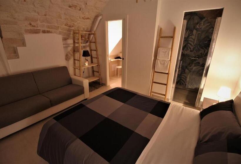 스위트 킹사이즈 침대, Albergo Diffuso Dimora Rossi B&b
