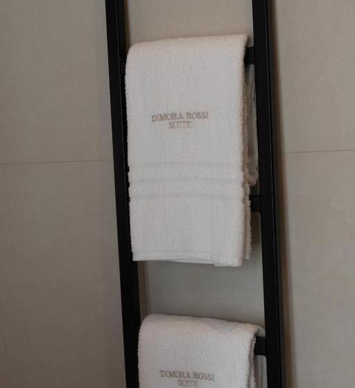 디럭스 스위트 킹 침대, Albergo Diffuso Dimora Rossi B&b