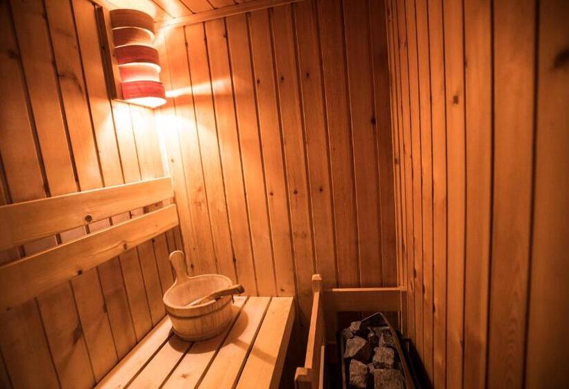 스위트, Albergo Diffuso Dimora Rossi B&b