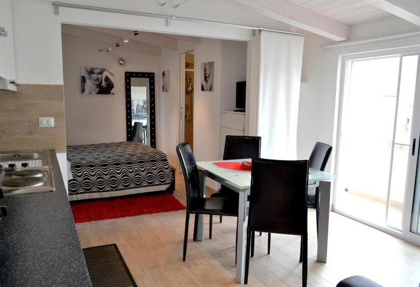 스탠다드 룸 거실포함, Albergo Diffuso Dimora Rossi B&b