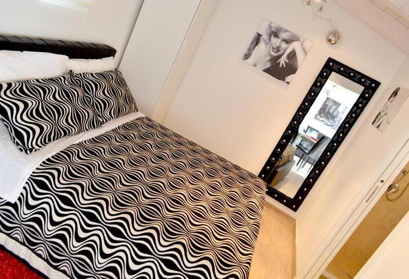스탠다드 룸 거실포함, Albergo Diffuso Dimora Rossi B&b