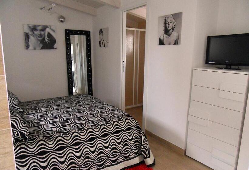 스탠다드 룸 거실포함, Albergo Diffuso Dimora Rossi B&b