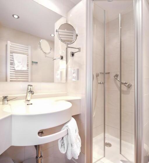 اتاق عادی, Avisa