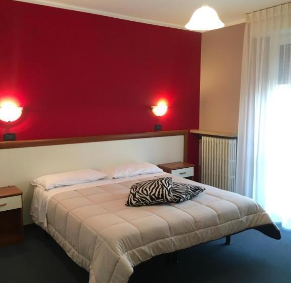 스탠다드 트리플 룸, Cortina