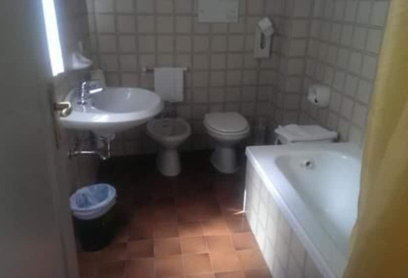 스탠다드 트리플 룸, Cortina