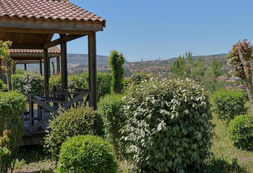 Номер Стандарт с Террасой, Domaine Saint Esteve