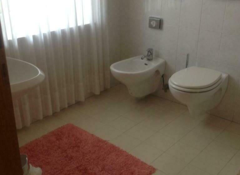 غرفة قياسية فردية, El Paso