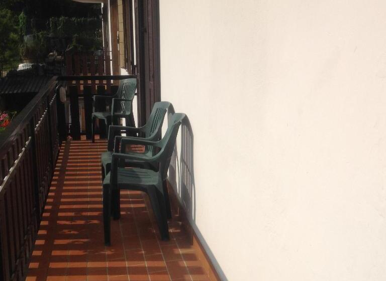 غرفة قياسية لذوى الاحتياجات الخاصة, El Paso