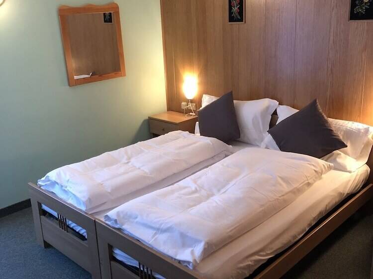 غرفة قياسية, El Paso