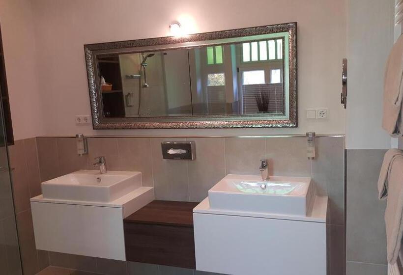 Люкс Повышенной Комфортности, Faldernpoort