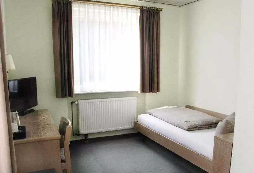 اتاق استاندارد یک نفره, Garni Haus Dornheim
