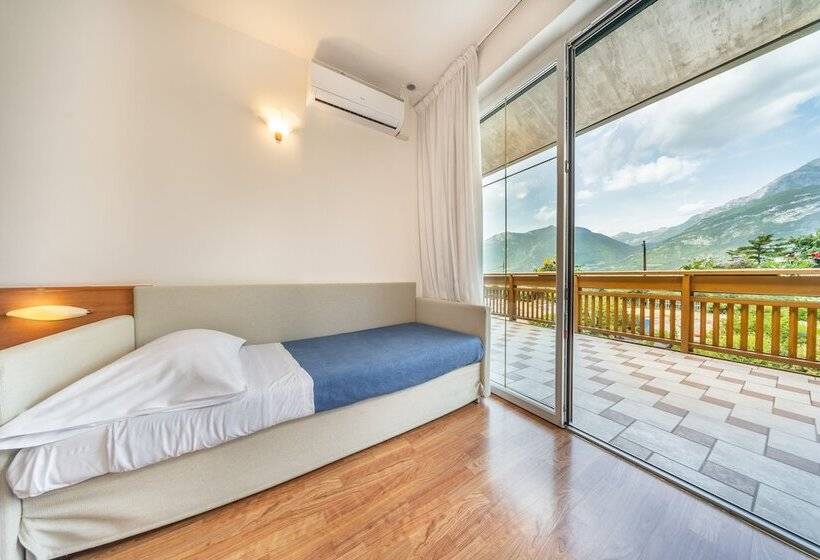 سوییت خانوادگی, Karinhall