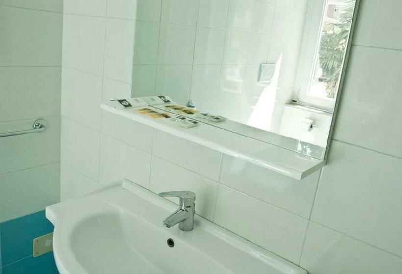 3 Bett Superior Zimmer, Merano