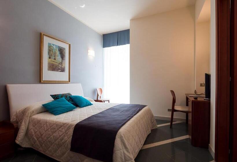 패밀리 룸 측면 바다 전망, Metropol