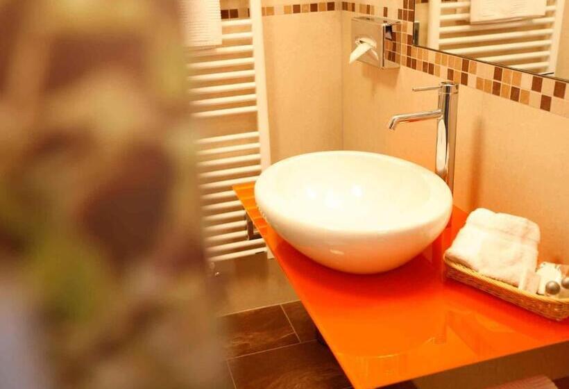 豪华房间, Neckartal