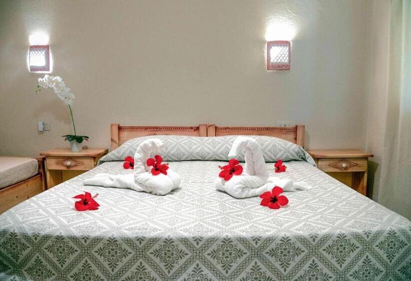 Номер Deluxe, Oleandro