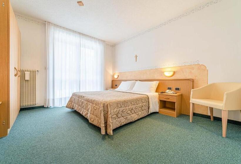 חדר סטנדרט, Pineta Pastry