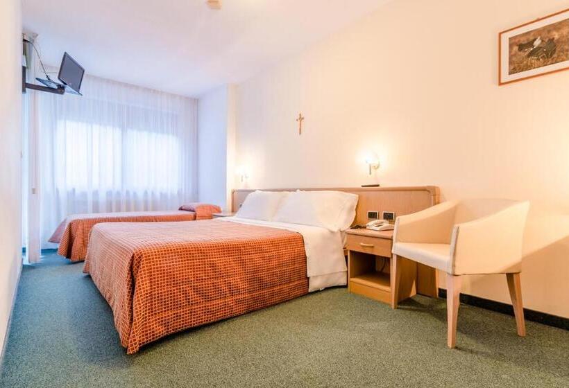 Номер Стандарт, Pineta Pastry