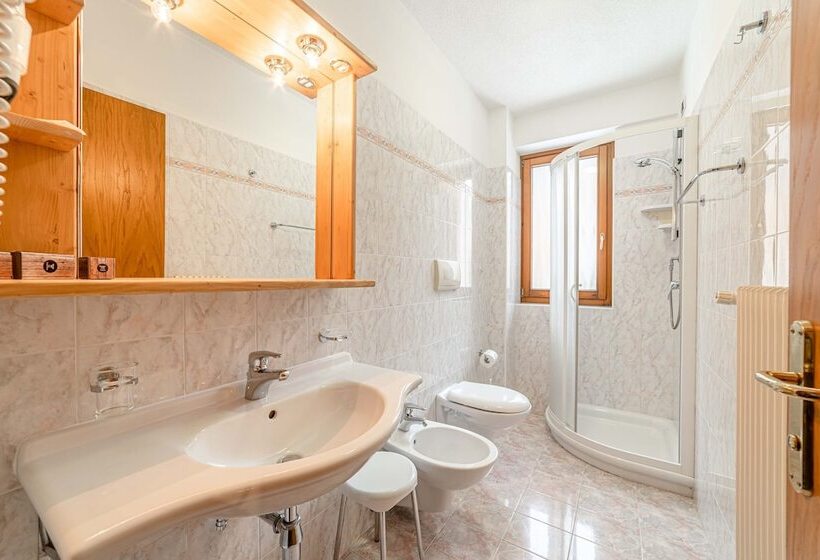 Номер Стандарт, Pineta Pastry