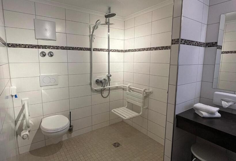 수피리어 패밀리 룸, Post Regionales Großes Frühstücksbuffet Auch Gf & Lf