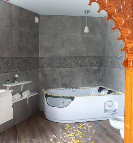 스탠다드 자쿠지 룸, Riad